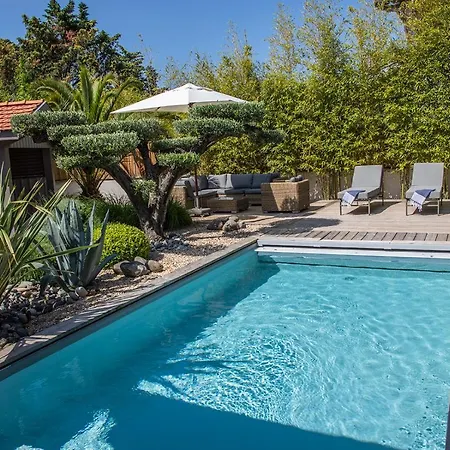 Villa Mooreva - Services, Climatisation, Piscine Chauffée, Plage à 80m